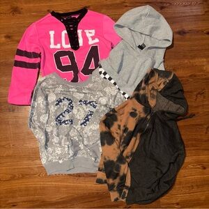 Sweatshirt bundle
